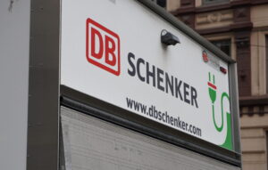 Slik effektiviserer Ropo fakturering og finansiell oversikt for Schenker i hele Norden